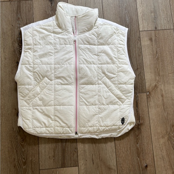 FP Movement by Free People White Quilted Vest - Picture 1 of 4